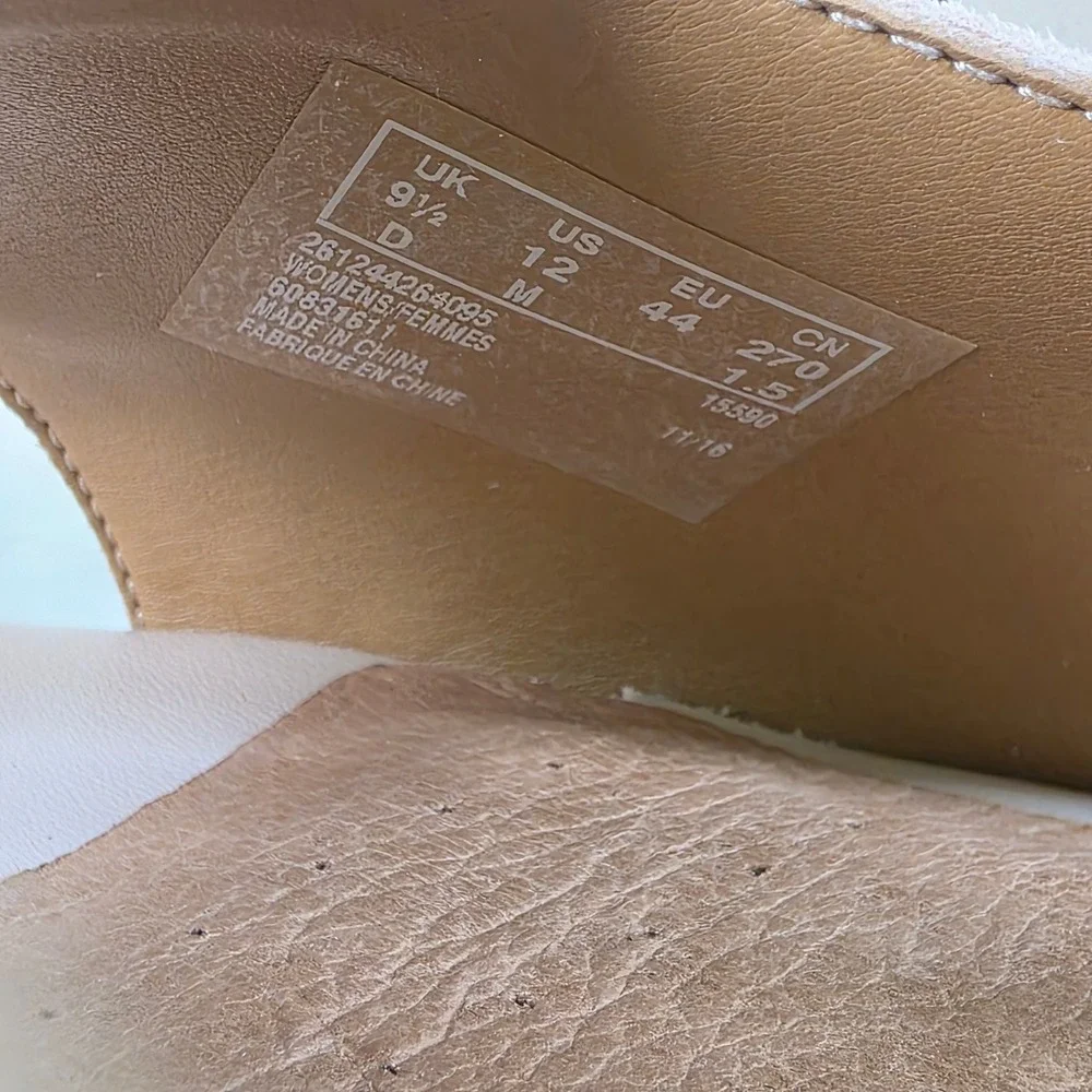 Clarks Artisan Nude Pump Suede Leather Lace Up Ankle Platform Heels Women 12 NEW